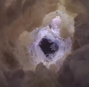 Oči dokorán pre Berlin Manson