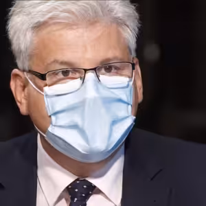 Ludvík: Koronavirus je malý zmetek. Jestli se něčeho vážně bojím, tak zavřených škol