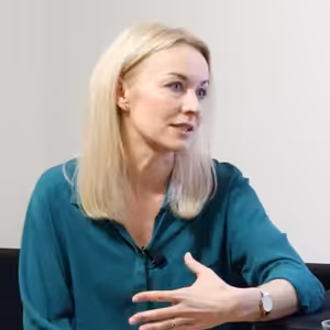 Polsko a Maďarsko jsou v komunikaci s byrokraty před námi, změnit to má nový zákon