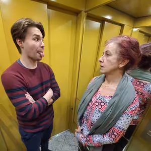 Ve výtahu (minutová hra)