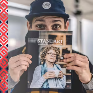 Slovák Michal Molčan vydáva časopis o káve v angličtine a v japončine vo vyše 80 krajinách sveta