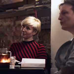 Adéla Knapová, Slabikář. Úryvek. 8 minut.