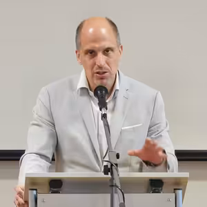 Petr ROHAN: Každý ať slouží (28. 2. 2026)