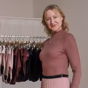 50: „Tak si to vyrob.“ Jak vznikla značka Sayu, která mění pohled na ženský cyklus? Kolik let svého života stráví žena menstruací? Proč pohodlí není luxus, ale nutnost?