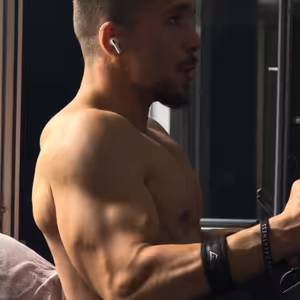 NEKOMPROMISNÁ TVRDÁ PRÁCA