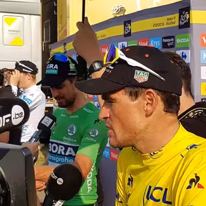 Oslavy v Paríži a Saganov príchod do cieľa 7. etapy