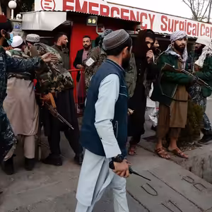 Realita Afghánistánu po převzetí moci Tálibánem je jiná, než je obraz v médiích, říká regionální ředitel z Člověka v tísni