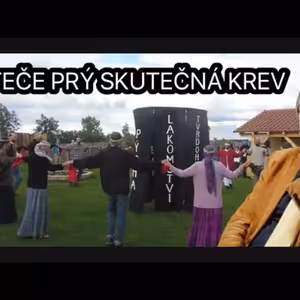 Docent Vojtíšek na svatbě sekty 12 kmenů