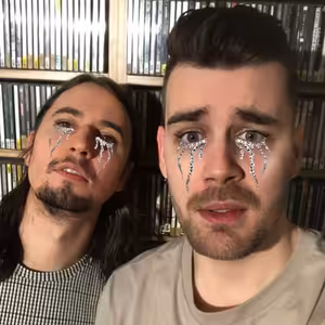 Reflektor #140: Kouřové slzy namíchal Earl Sweatshirt s FKA twigs