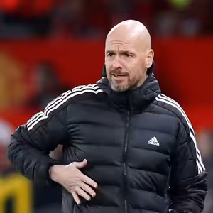 Predstavenia proti Newcastlu a Chelsea boli ukážkou dvoch rôznych tvárí Erika ten Haga