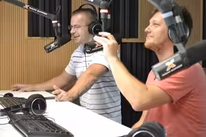 Robert Burian & Igor Kmeťo - Khamoro exkluzívna premiéra najuletenejšieho hitu tohto leta