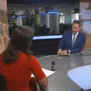 Co přinesl týden v politice: mimořádná schůze Poslanecké sněmovny, předlohy vrácené Senátem, návrh nového slavnostního provedení Ústavy (20. 6. 2025)