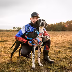 Rozhovor s Honzom Hladkým, trénerom bežcov, kolobežkárov a canicrossárov