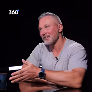 Ľ. Višňovský: “Máme šancu získať zlato. Slafkovský ešte nie je taká hviezda, čo s ním predvádzajú mu ubližuje”