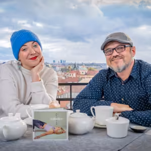 #2 Anička Slováčková - zpívala naživo U Aleše na střeše. Doma jsou všichni Felix a Julie.