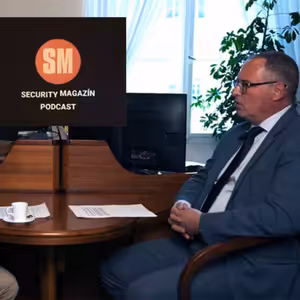 Od kdy se kouří v muničním skladu, pane podplukovníku? S poslancem branného výboru Wenzlem nejen o Vojenské policii