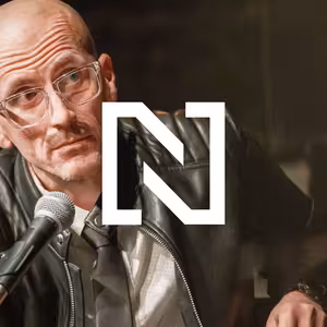 „Ztrácíme ho!“ zaslechl jsem. Pak přišla krásná, barevná smrt. Viděl jsem dinosaury, Toma Cruise a Adama s Evou