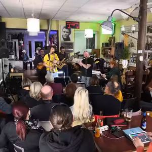 SPÍCÍ HVĚZDY 010 - Jazz Pilgrim