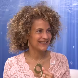 Monika Ben Thabetová, Tajná moc čísla 9