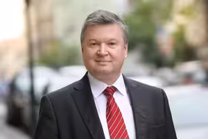 Správa státních hmotných rezerv plní své sklady podle krizového plánu a požadavků ministerstev. Naším úkolem není realizovat nákupy běžné spotřeby, říká předseda SSHR Pavel Švagr