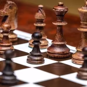 Šach (Miroslav Roháček)