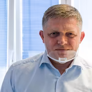 Robert Fico - Zdržovanie referenda je labuťou piesňou súčasnej vlády