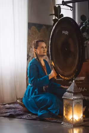 Psychoterapie nebo zvuková lázeň? Efekt může být podobný