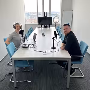 Jak přizpůsobit bankovní a telco služby různým generacím a jak může AI v těchto oblastech akcelerovat výsledky?