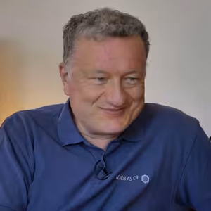 Biochemik JAN KONVALINKA - Poučili jsme se z covidu?