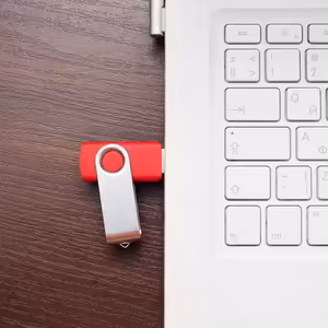 Zátiší 12/7/2023: Barbora Hořavová a Jaromír Mazák