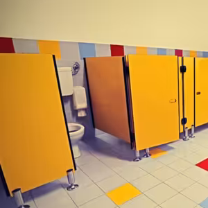 SENDVIČ (Na wecku a v šatni)