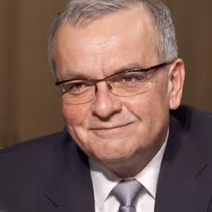 Kandidaturu na prezidenta nevylučuji, neutekl jsem z boje. Kritika od Babiše je vyznamenání, říká Kalousek