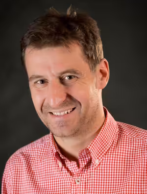 Tomáš Rudolf z výzkumné agentury Insiqua pro Rádio Z: Češi budou utrácet s větší rozvahou, upřednostní spíše české firmy a co nejdřív navštíví svou oblíbenou hospodu