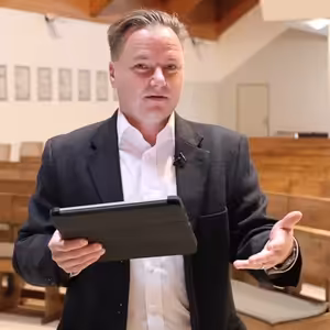 Maj Slovo v srdci aj v hlave