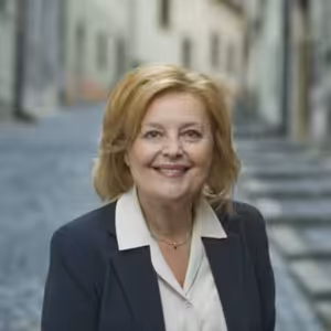 Magda Vašáryová: V Bratislavě je po volbách ticho. Lidé mezi sebou nemluví