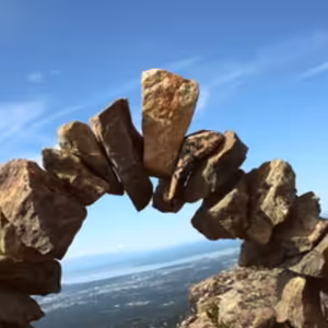 Kámen vyvolený, uhelný, vzácný