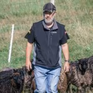 Ukecaný pes - Radko Loučka - Odborník na chov, výživu a pastevectví