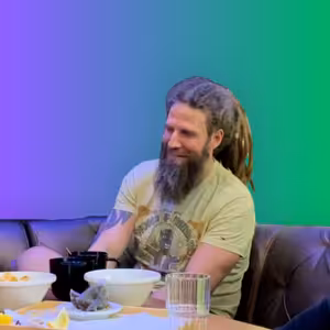 "Podľa mňa je tu aj to peklo aj nebo..." - Radoslav Laky