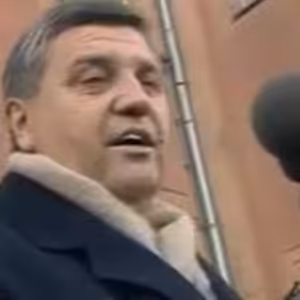 17.11. 1989 Ať žije KSČ, ale jen ve vzpomínkách. Vypískání Miroslava Štěpána v ČKD-demo