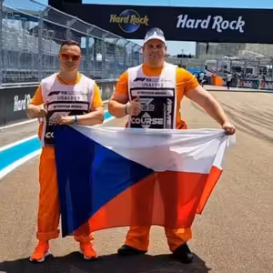 Traťoví maršálové z Česka sloužili v Miami, byli téměř za celebrity