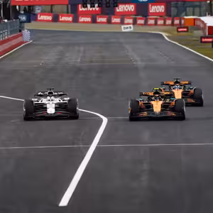 KOLO na KOLO z Japonska: McLaren frustrován Verstappenem