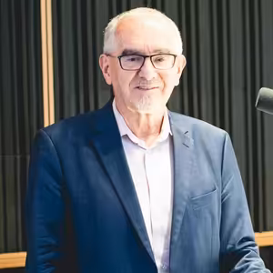 Martin Bútora - Vyhlásenie Pellegriniho a Trumpa je o prehlbovaní... (Braňo Závodský Naživo)