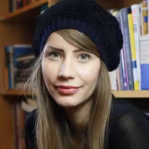 Fakty sa od nás často odrazia, príbeh v nás zostáva. Ale musí byť úprimný.