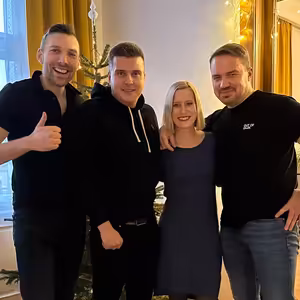 Vánoční kabaret s Miroslavem Uďanem a Lukášem Havláskem