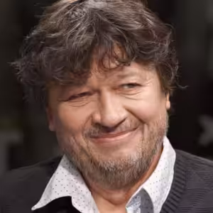 Naší štědrovečerní pohádce věřím, je to závazek, dívá se čtvrtina národa. Překonat Popelku je ale nemožné, říká Janák