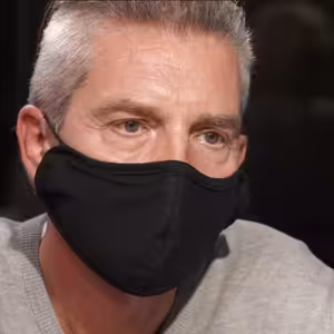 Petráš: S vakcínami jsme na tenkém ledě. Je otázkou, jestli je pokus Pfizeru namístě