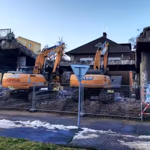 Dělníci přijeli bourat do Litvínova most. Okradli je ještě dřív, než začali pracovat