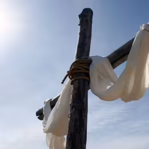 Služby Božie 11. 4. 2024 | Riešením je kríž