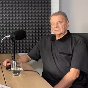 Slávek Trávníček - autor seriálu Hradecké postavičky