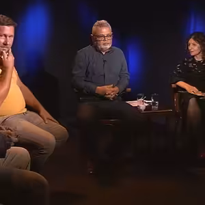 O Rómoch - čo nevieme a chceme vedieť. O identite a jazyku